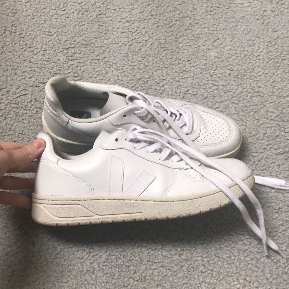 Veja V-10 low top leather sneakers all white.